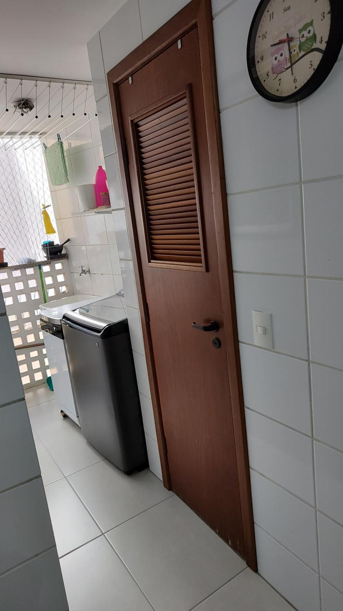 Hostel For One Com Quarto De Solteiro E Banheiro Privativos Vitória Exterior foto